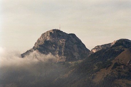 23180005_s.jpg